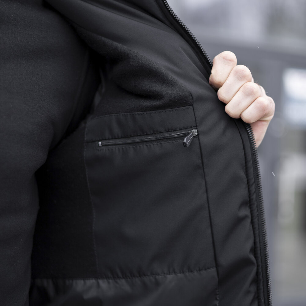 Чорна чоловіча зимова Куртка з капюшоном Pobedov Winter Jacket Motive ЗИМА В2